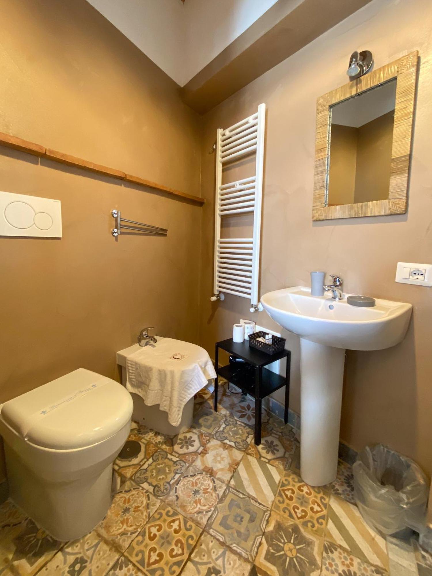 Casale 1541 Bed & Breakfast Bolsena Bagian luar foto